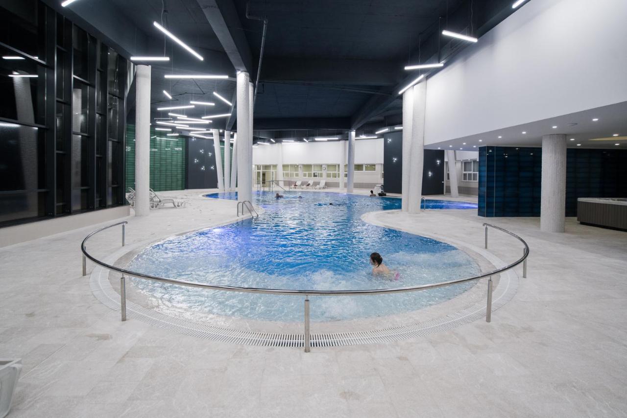Green Oaza Apartment ฟอยนิซา ภายนอก รูปภาพ