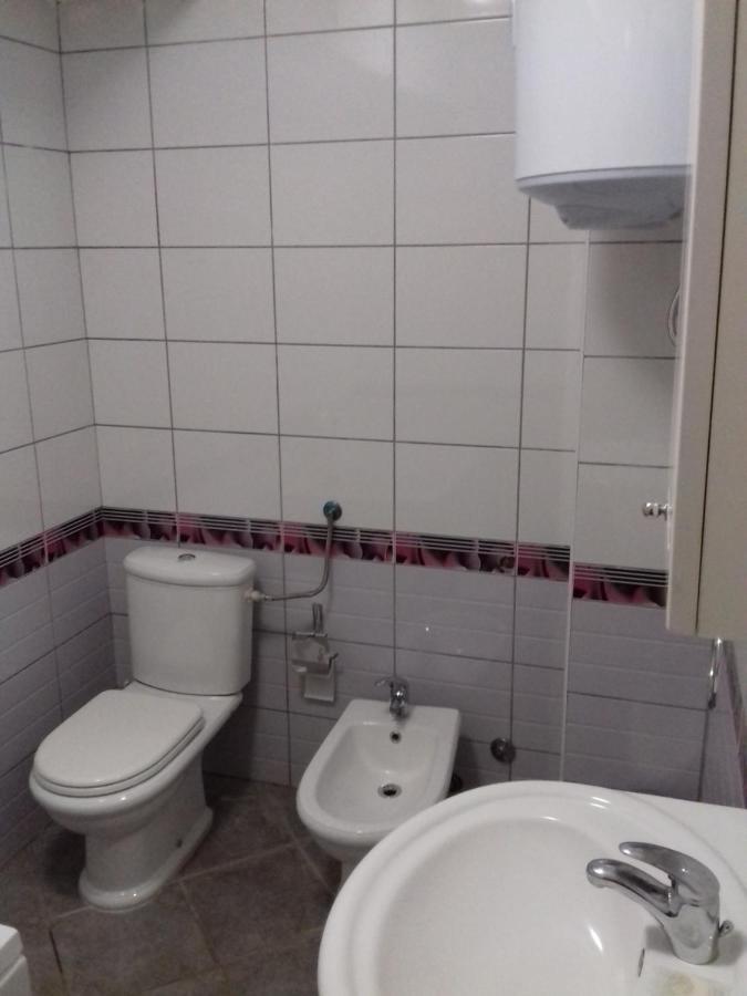 Green Oaza Apartment ฟอยนิซา ภายนอก รูปภาพ