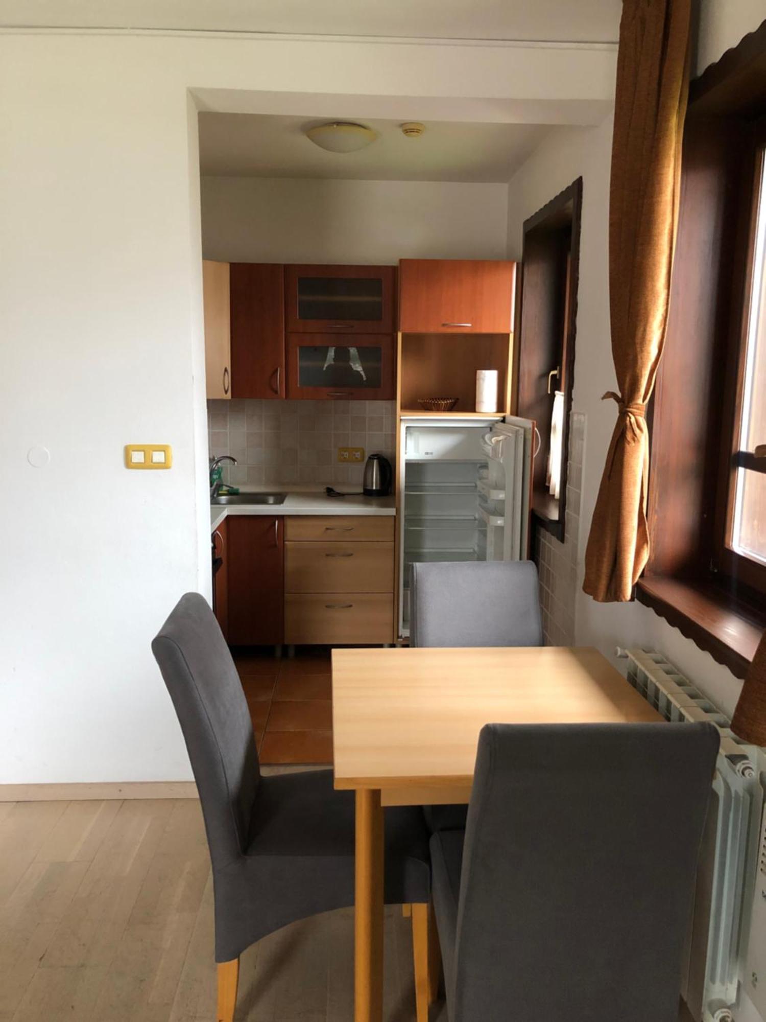 Green Oaza Apartment ฟอยนิซา ภายนอก รูปภาพ